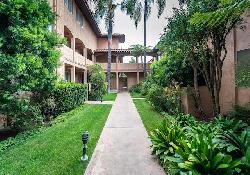 1200 S Orange Grove