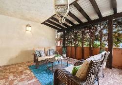 1200 S Orange Grove