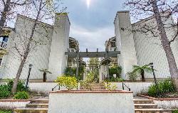 Sherman Oaks Townhomes
