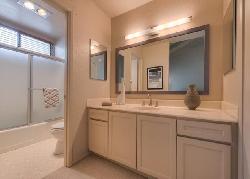 Sherman Oaks Townhomes