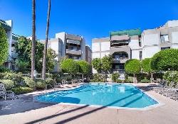 Encino Spa East