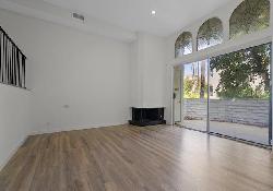 Encino Spa East