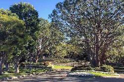 Beverly Park South