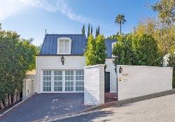 Hollywood Hills West Homes
