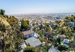 Hollywood Hills West Homes
