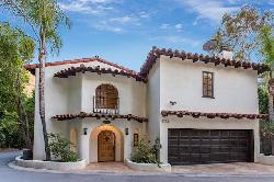 Sunset Plaza Homes