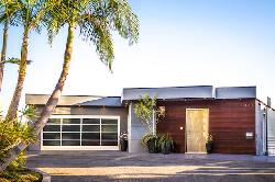 Sunset Plaza Homes