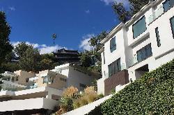 Crest Streets