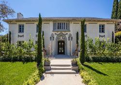 Windsor Square Homes