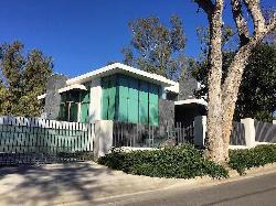 Beverly Hills Gateway