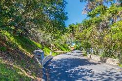 Oak Pass Road