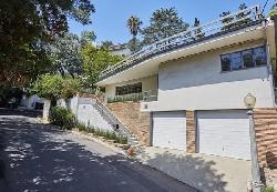 Beachwood Canyon Homes