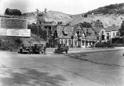 Beachwood Canyon Homes