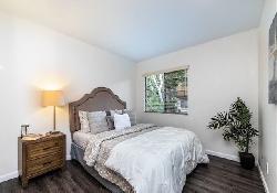 Encino Oaks
