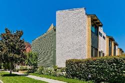 El Camino Townhomes