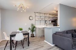Newcastle Manor