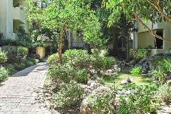 Park Encino, The