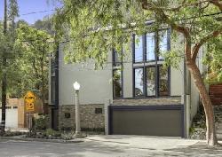 Silver Triangle Studio City