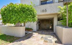 166 S Hayworth