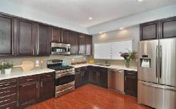 166 S Hayworth
