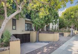 Brentwood Townhomes