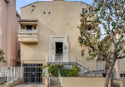 Almayo Townhomes