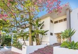 Larrabee Villas