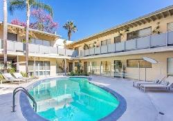 Larrabee Villas