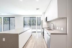 Larrabee Residences