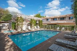 Bougainvillea Townhomes