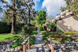 Del Mar Townhouses
