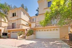 Universal Townhomes