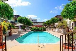 Elegance Encino