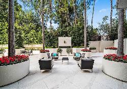 Wilshire House