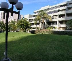 Promenade West
