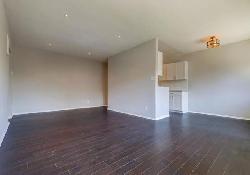 1722 Brockton