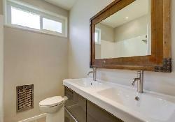 1722 Brockton