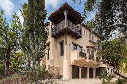 Los Feliz Knolls Homes