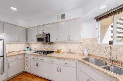 1175 Amherst
