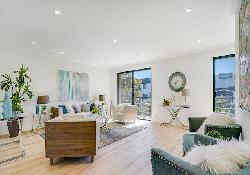 106 N Croft