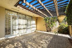 1040 S Orange Grove