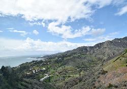 La Costa Hills