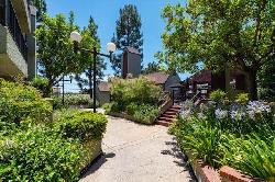 McCambridge Townhomes