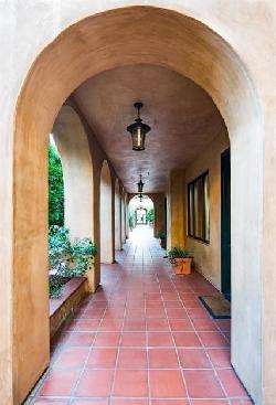Playhouse Villas