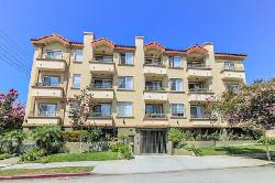 Serrano Villas