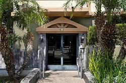 Serrano Villas