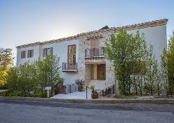 Upper Riviera