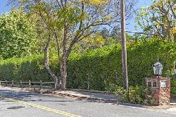 Mandeville Canyon