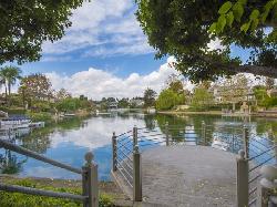 Toluca Lake Village