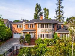 Toluca Lake Village